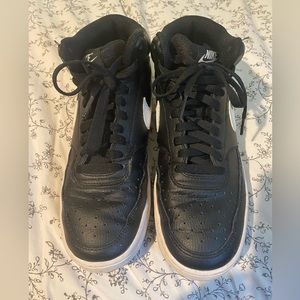 Nike Court Vision Mid Next